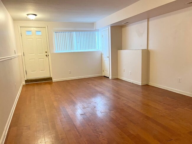 property at 35 Chesterfield Ln