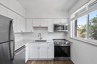 1326 Corona in Denver, CO - Building Photo - Building Photo