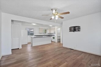807 Estate Dr in O'Fallon, IL - Building Photo - Building Photo