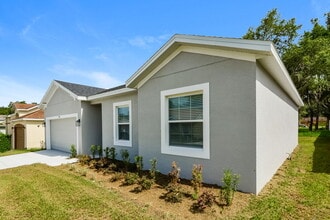 406 Bay Oak Ln in Lady Lake, FL - Building Photo - Building Photo