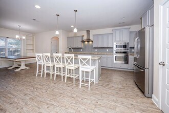 1013 Silverbell Cv in Ocean Springs, MS - Building Photo - Building Photo