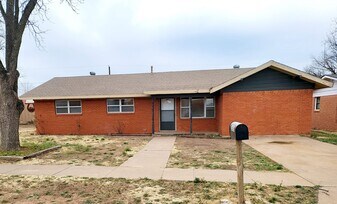 3505 Houston Ave in Snyder, TX - Building Photo