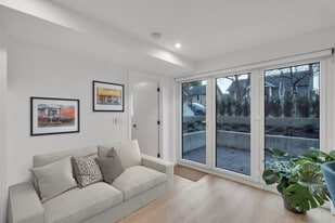 3008 Manitoba St in Vancouver, BC - Building Photo