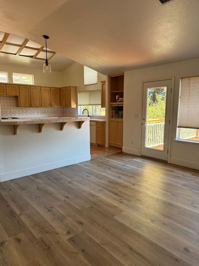 4538 Pebble Beach Dr in Stockton, CA - Building Photo - Building Photo