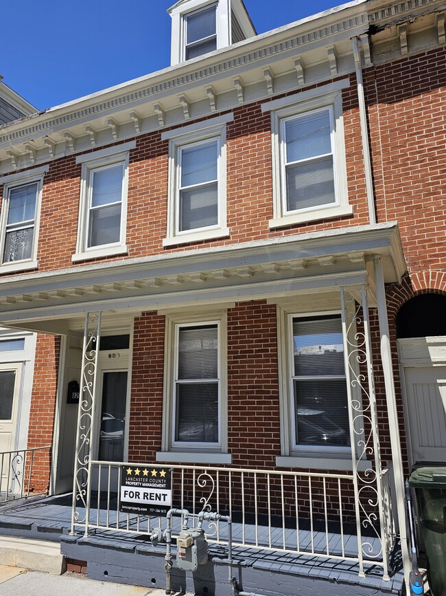 property at 829 Willow St