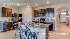 16481 Little Garden Dr in Wimauma, FL - Building Photo - Building Photo