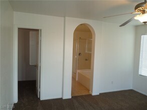 7944 Crimson Point St in Las Vegas, NV - Building Photo - Building Photo