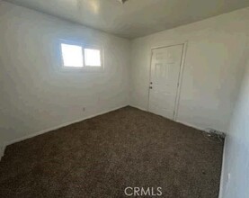 15139 Las Piedras Dr, Unit Private Bedroom in Victorville, CA - Building Photo - Building Photo