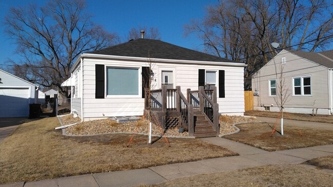 814 E 14th St in Fremont, NE - Building Photo - Building Photo