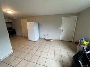445 Hunter Ave in Dayton, OH - Building Photo - Building Photo