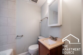 612 W Patterson Ave, Unit 708 in Chicago, IL - Building Photo - Building Photo