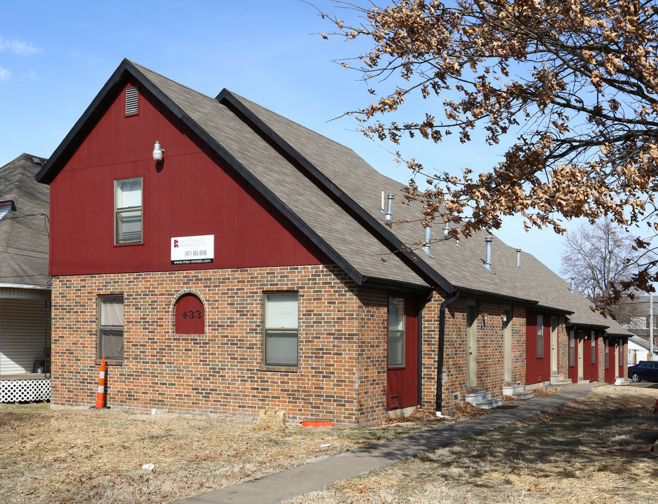 433 E Madison St in Springfield, MO - Building Photo