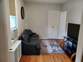 308 3rd St, Unit 2nd floor in Cliffside Park, NJ - Foto de edificio - Building Photo