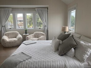 960 F Ave in Coronado, CA - Building Photo - Building Photo
