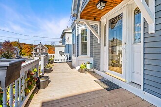 6 Rowell Ave in Beverly, MA - Building Photo - Building Photo