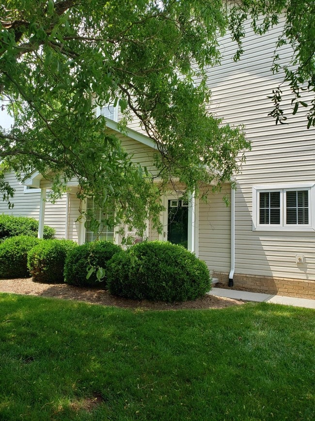 2231 Whitney Ct in Blacksburg, VA - Building Photo - Building Photo