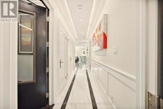27-27 Glen Elm Ave in Toronto, ON - Building Photo - Building Photo