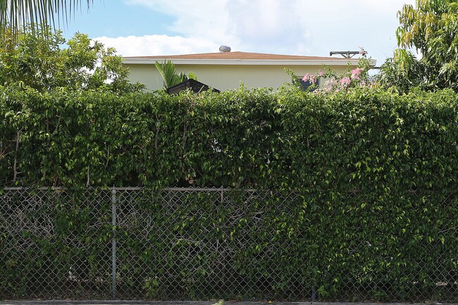 410 N Tamarind Ave in West Palm Beach, FL - Building Photo - Building Photo