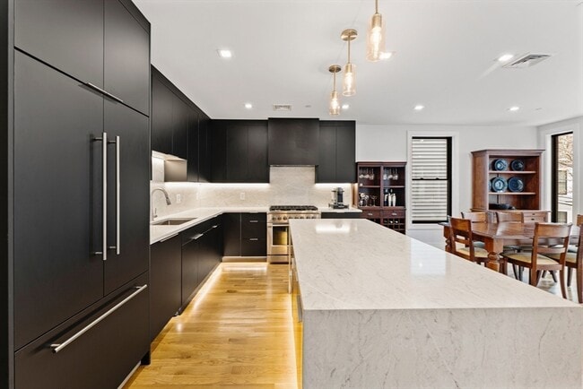 property at 8 Mercer