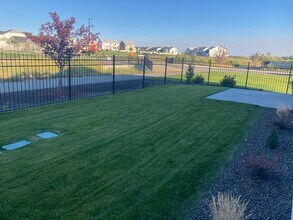 282 S Sunset Point Way in Meridian, ID - Building Photo - Building Photo