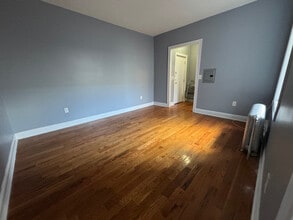 1084 John F. Kennedy Blvd in Bayonne, NJ - Building Photo - Building Photo