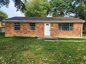 10210 Nola Dr in Louisville, KY - Building Photo