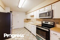 8450 Ariel St photo'
