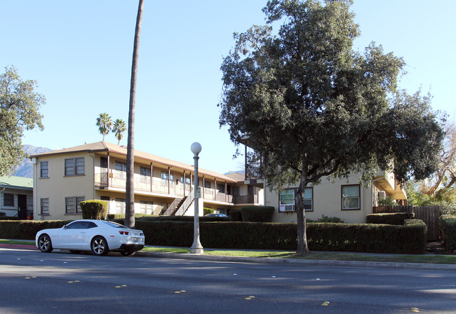 1910-1918 Lincoln Ave in Pasadena, CA - Building Photo - Building Photo