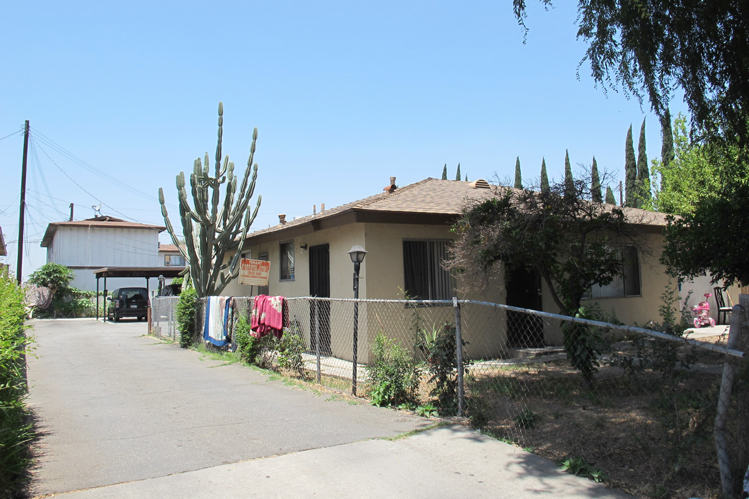 3927 Rowland Ave in El Monte, CA - Building Photo