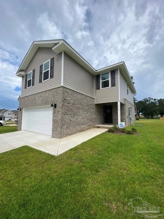 property at 7540 Oak Lake Blvd