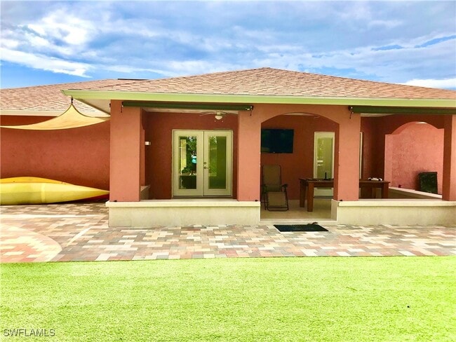 property at 1213 SE 21st Ave