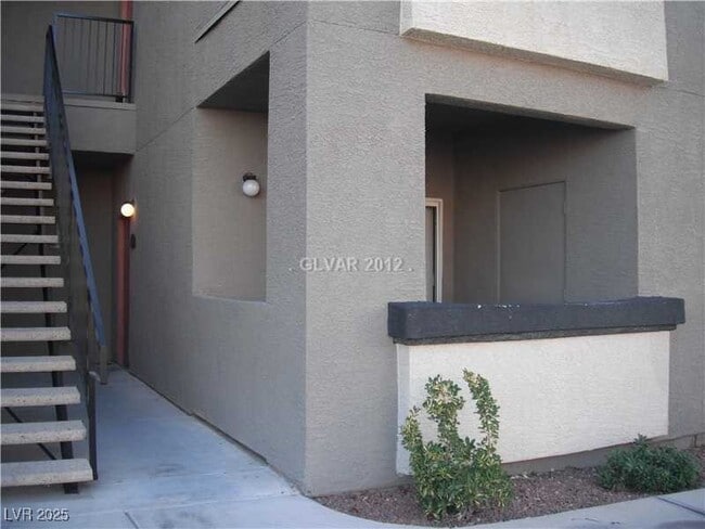 property at 2615 W Gary Ave