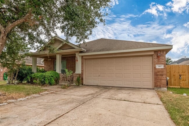 property at 1807 Hidden Breeze Dr