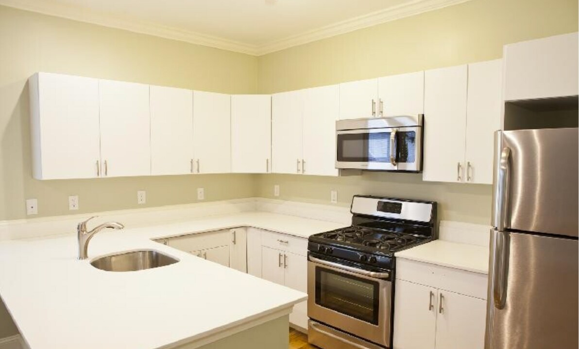 17 Imrie Rd in Boston, MA - Building Photo