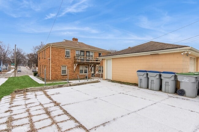 3781 N 60th St, Unit 1