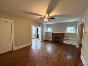 41 Crestwood Ave in Buffalo, NY - Building Photo - Building Photo