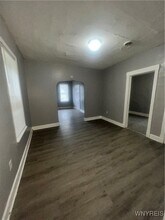 135 W Delavan Ave in Buffalo, NY - Building Photo - Building Photo