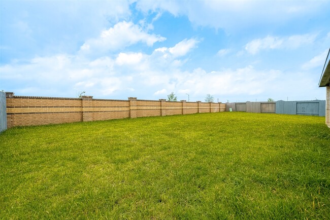 property at 4210 Harvest Creek Cr