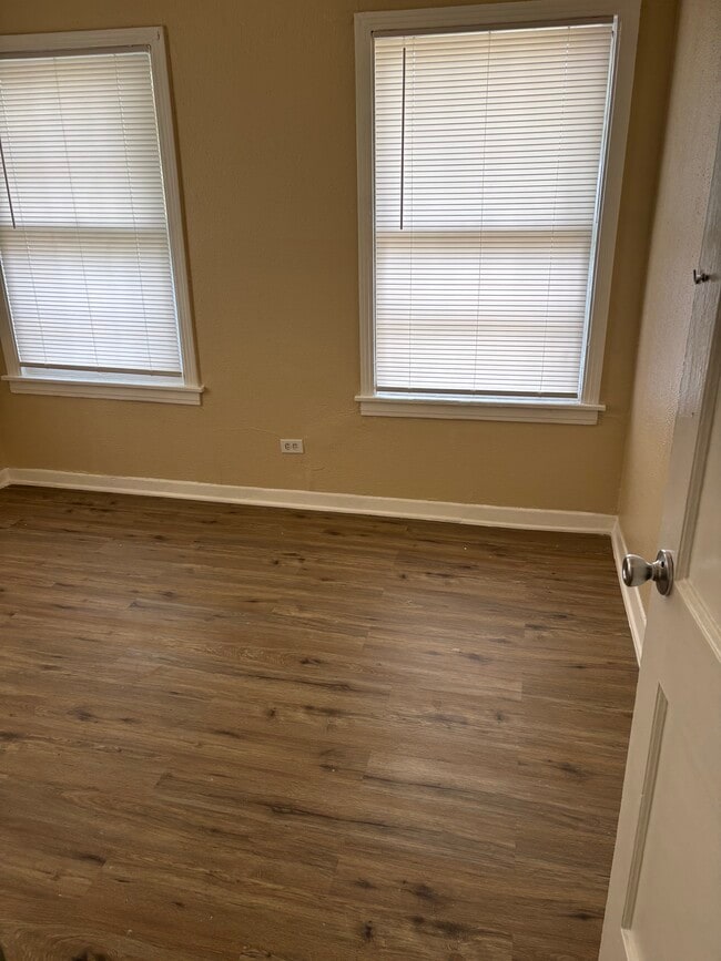 2404 Cincinnati Ave, Unit 2404 in San Antonio, TX - Building Photo - Building Photo