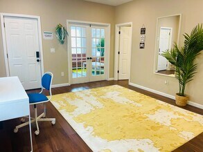 2621 Edwin St in Hamtramck, MI - Building Photo - Building Photo