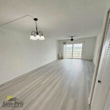 3606 S Peninsula Dr in Port Orange, FL - Building Photo - Building Photo