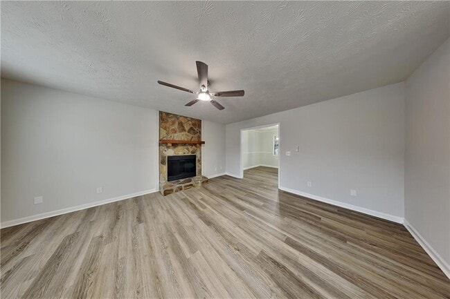 10515 Colony Glen Dr in Alpharetta, GA - Building Photo - Building Photo