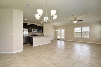 843 Winnsboro Dr in Round Rock, TX - Building Photo - Building Photo