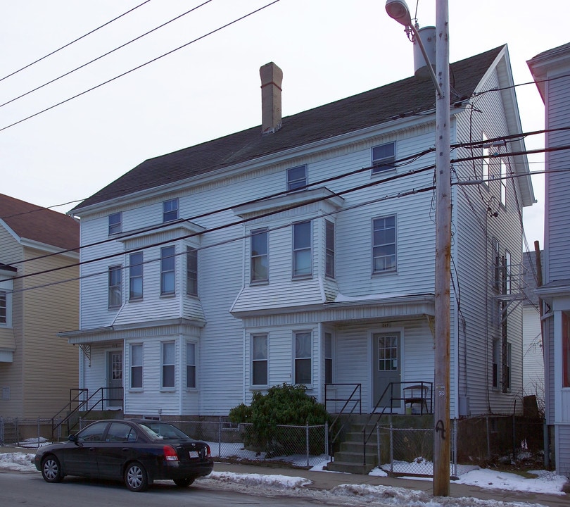 849 Locust St in Fall River, MA - Building Photo