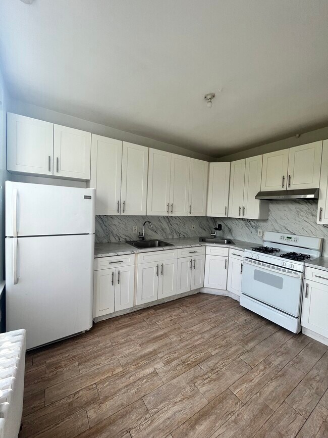 70 Bostwick Ave Rentals in Jersey City, NJ