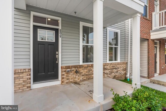 property at 808 Graphite Dr