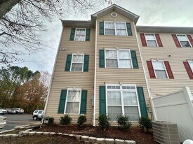3020 Barrymore St in Raleigh, NC - Building Photo
