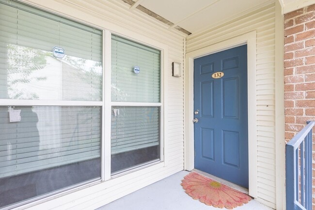 property at 3900 Woodchase Dr