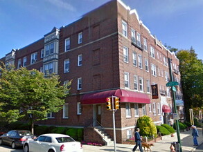 Chester Lynne Apartments in Philadelphia, PA - Building Photo - Building Photo