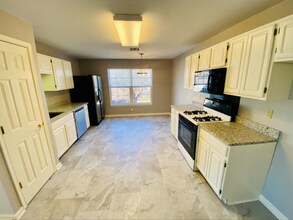 131 Oriole Ct in Hummelstown, PA - Building Photo - Building Photo